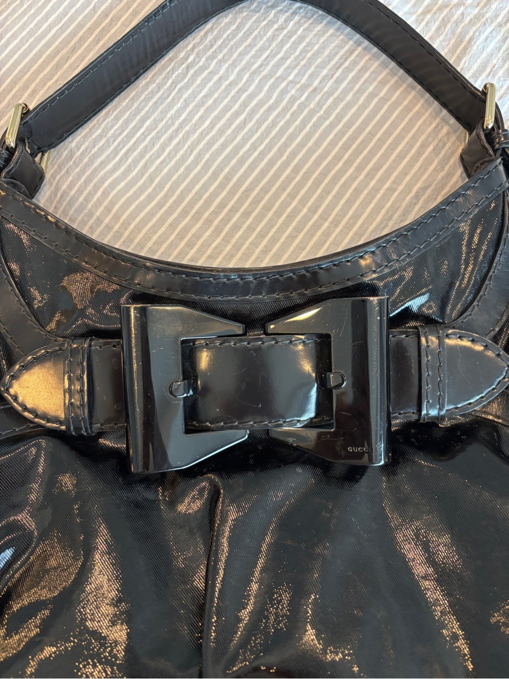 Gucci Black Patent Hobo Bag with Statement Buckle - Picture 3 of 6
